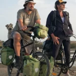 À BICYCLETTE ! (France) documentaire de Mathias Mlekuz Sortie nationale le 26 février 2024 - Ad Vitam